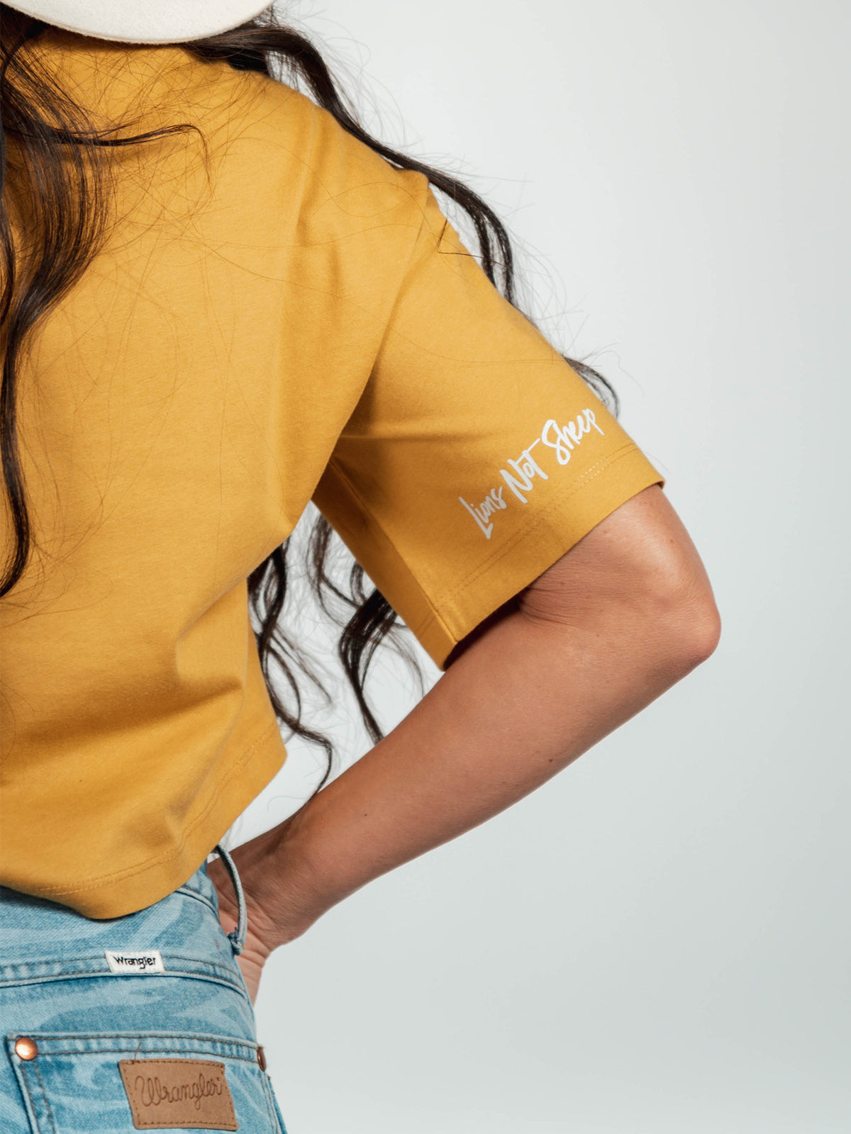 LURIA Stay Gold Crop Top - Lions Not Sheep ®