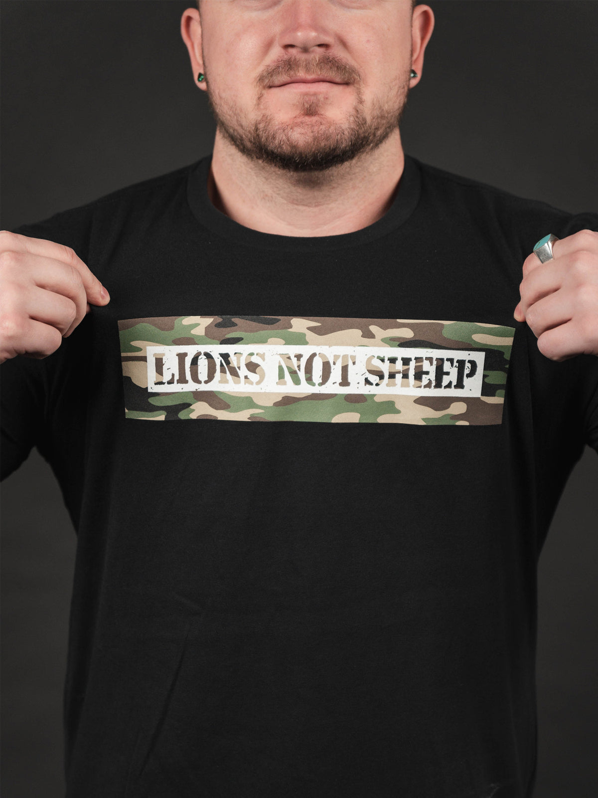 GUNNER 2.0 Tee - Lions Not Sheep ®