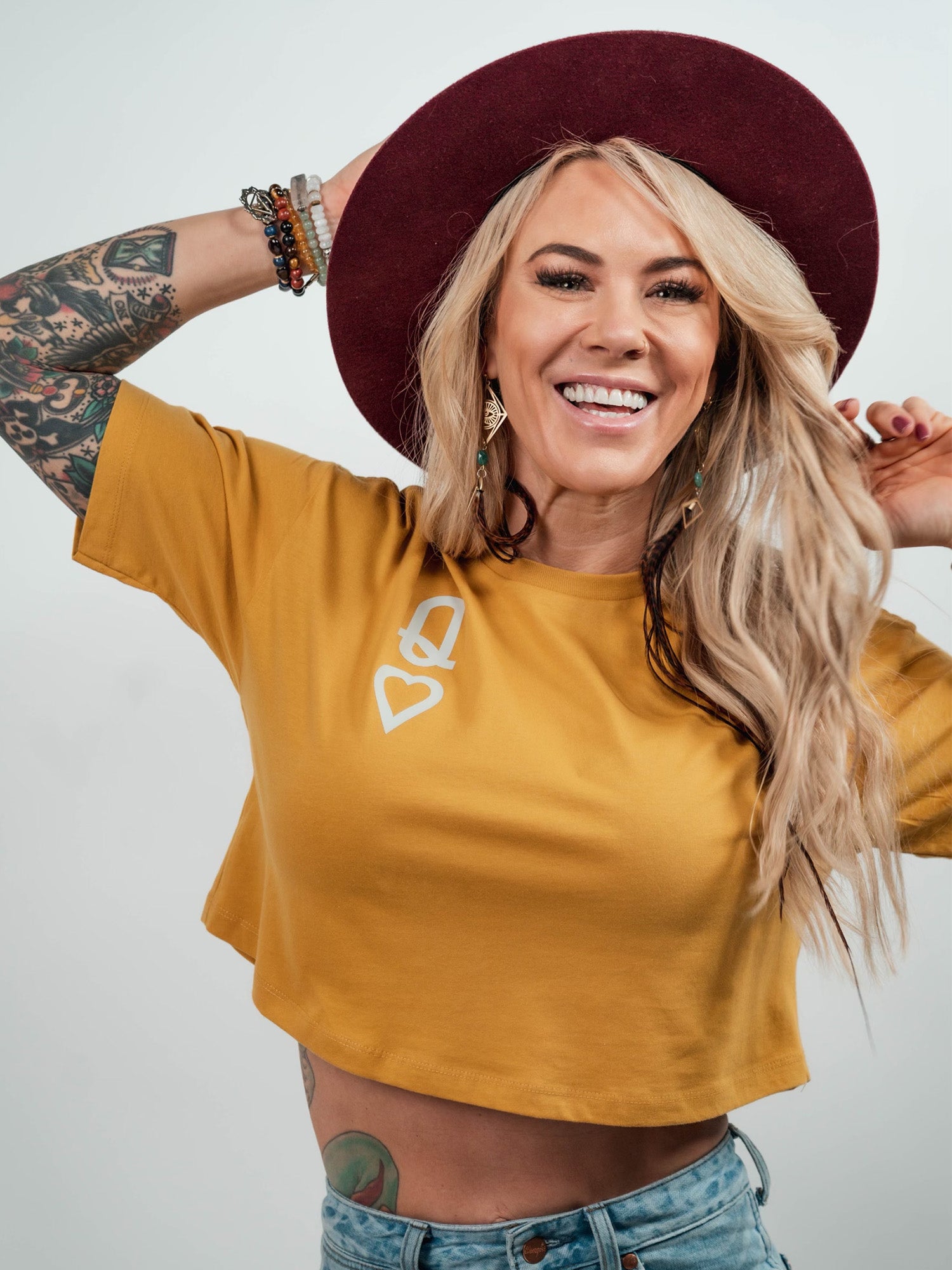 LURIA Stay Gold Crop Top - Lions Not Sheep ®